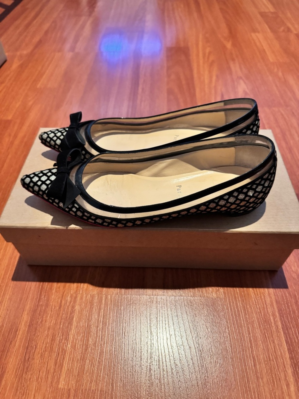 Christian Louboutin Floque Women's Glitter Flats with Bow - Picture 3 of 9